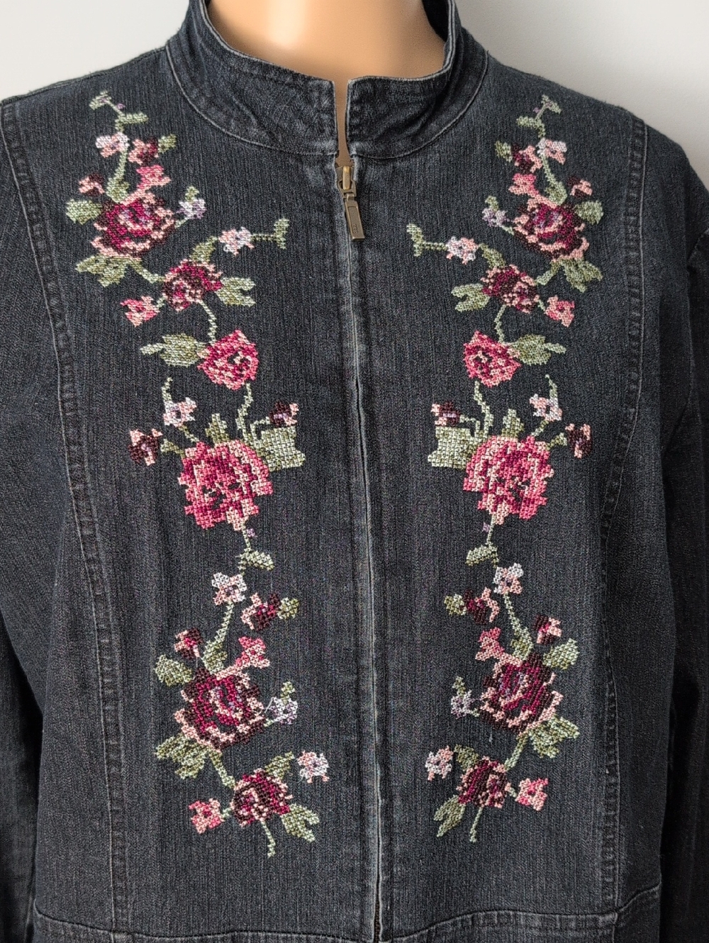 Cottagecore Embroidered Denim Jacket XL Dark Wash Floral Cross Stitch - Picture 6 of 13